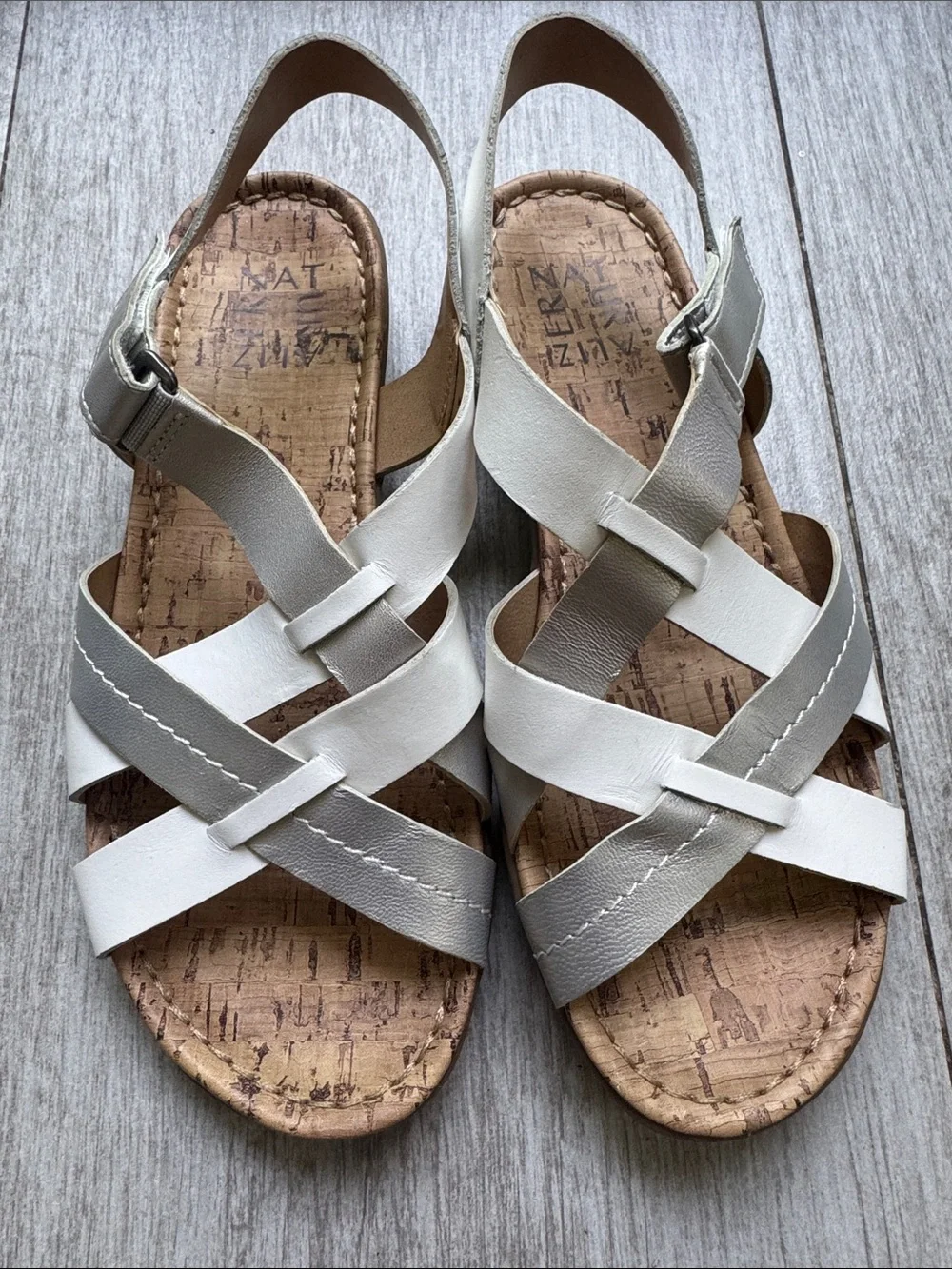 New Naturalizer Women's Neutral Two-Tone Leather Scrappy Comfort Sandals size 6.